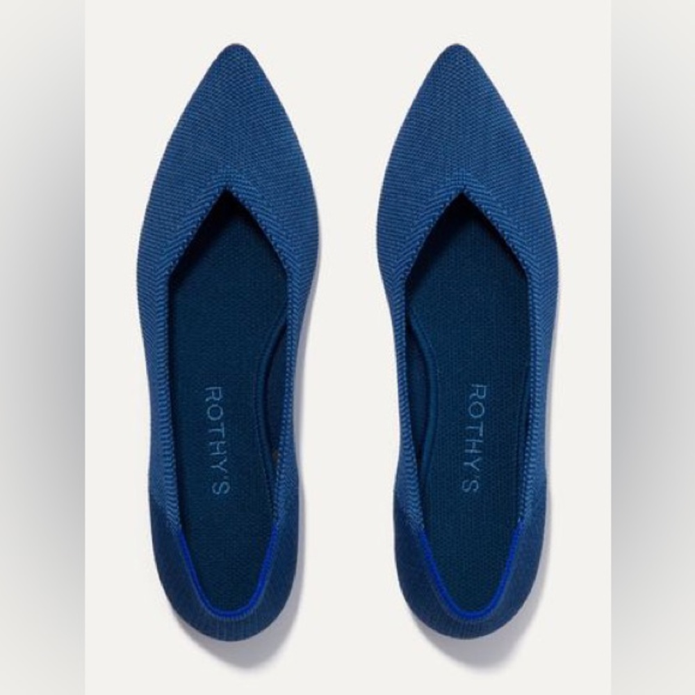 NEW Rothy’s pointed toe flats, deep ocean, size 9